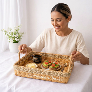 CLARA MIX SEAGRASS Plateau de service en jacinthe d'eau naturelle, panier de rangement tressé à la main avec poignées, organisateur de décoration rustique pour la maison - Product Image 3