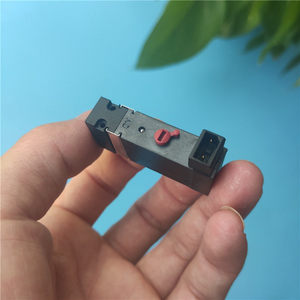 Válvula Miniatura 6144C para Alemania con Brazo Oscilante, 24V, Dos Posiciones, Tres Vías - Product Image 5