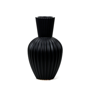 Jarrón Curvo Vanguardista con Silueta Abocinada para una Sofisticación Multiángulo y Declaraciones de Interior Contemporáneas - Product Image 1