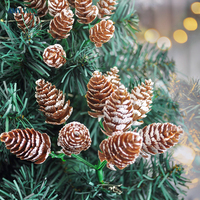 Plantes artificielles, cône de pin, guirlande suspendue pour arbre de Noël, pendentif en plastique, utilisation en intérieur pour la décoration de bureau
