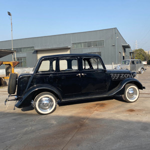 Voiture classique de luxe rouge haut de gamme, vintage et élégante, avec couleurs optionnelles et logos personnalisables - Product Image 3