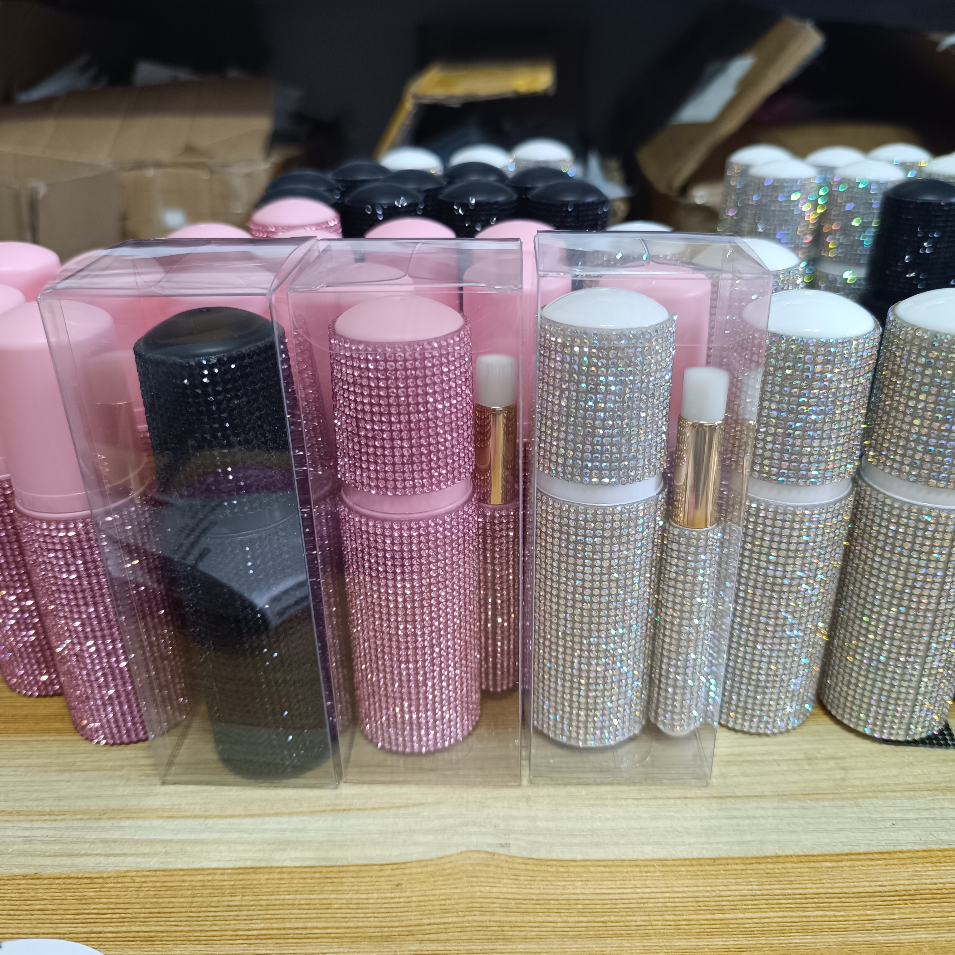 Random color foam bottle