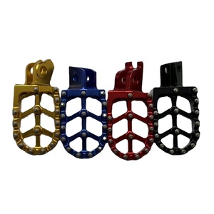 Repose-pieds de moto en alliage d'aluminium CNC de haute qualité, ajustement personnalisé, pour plusieurs modèles, vendus par paires - Product Image 1