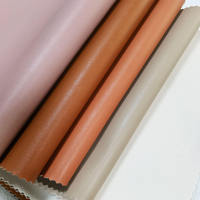 Nouveau design, différents modèles de matériaux de rembourrage de voiture, cuir PVC, tissu en cuir Rexine pour sièges de voiture, meubles et chaises