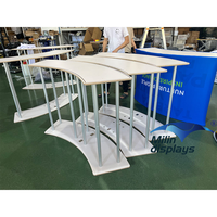 Nouvelle Arrivée Salon Stand Lumières Comptoir 20x20 Marque Podium Incurvé Tissu Salon Affichage Événement Stand Table