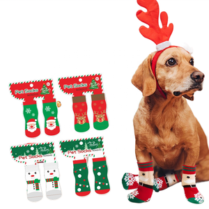 USMILEPET simpatici calzini per animali domestici accessori per abbigliamento natalizio per animali domestici scarpe con suola morbida calze in poliestere antiscivolo scaldagambe - Product Image 1