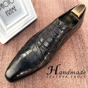 Zapatos de vestir formales para hombre con diseño de piel de cocodrilo, punta en pico, con cordones, estilo Oxford británico, zapatos de negocios para jóvenes. - Product Image 4