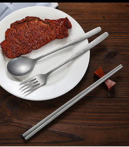 Couverts de table faits main vintage (cuillère, couteau, fourchette) style ancien, accessoires photographiques, décoration alimentaire de cuisine, vaisselle - Product Image 4