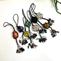 Pendentif en perles de cristal naturel en gros pour décorations de rétroviseur de voiture tissées à la main et accessoires suspendus, emballage inclus.