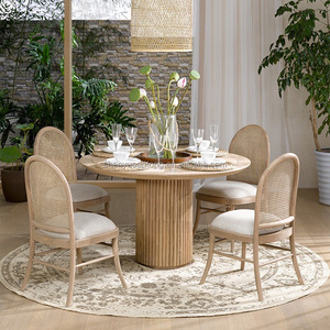 Franse Retro Massief Houten Eettafel Met Vier Stoelen Combinatie <span class=keywords><strong>High</strong></span>-End Eenvoudige Appartement Villa Ronde Tafel - Product Image 1