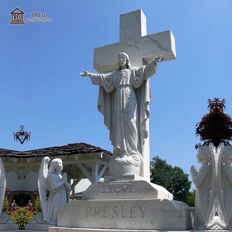 等身大の宗教的な装飾白い大理石イエスキリスト彫刻像と十字架
