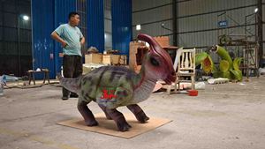 Alta tecnologia Parasaurolophus Prop per <span class=keywords><strong>parco</strong></span> <span class=keywords><strong>divertimenti</strong></span> personalizzabile dinosauro robotico <span class=keywords><strong>con</strong></span> funzioni da passeggio e ruggenti - Product Image 4