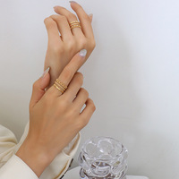 Anneau tendance en acier inoxydable 316L plaqué or PVD avec chaînes réglables et fleurs pour fille