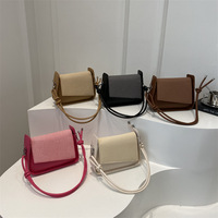 Bolso de hombro tipo bandolera Retro coreano para mujer de otoño 2025, cierre de cremallera única de gran capacidad a la moda, poliéster PU