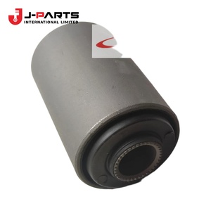 Bague de suspension (pour feuille de ressort arrière) pour Toyota Hilux GUN125 2006-2015 OE 90389-T0005 90389T0005 - Product Image 1