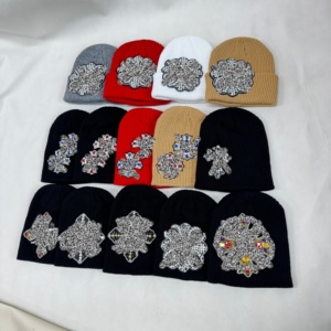 Bonnet en tricot de luxe fait main avec strass pour <span class=keywords><strong>femme</strong></span> – Chaud, tendance et stylé pour l'hiver - Product Image 1