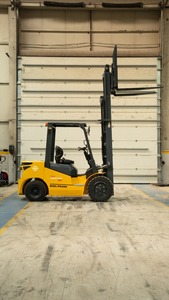 Montacargas Diésel Dolphin de 3.5 Toneladas, Motor Euro 5, Mástil Tríplex de 3 Etapas, Altura de Elevación de 6 m, Máquina Elevadora Neumática para Patio - Product Image 3