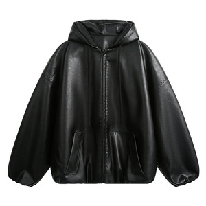 <span class=keywords><strong>Giacca</strong></span> in Pelle PU Nera Stile Americano Retrò, Moda High Street, con Cappuccio <span class=keywords><strong>Senza</strong></span> Colletto e Cerniera, per <span class=keywords><strong>Uomo</strong></span>, Primavera-Autunno - Product Image 1