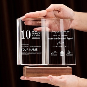 Idées créatives de retraite cristal verre en forme de livre prix Base en bois plaque de reconnaissance cadeaux pour les enseignants collègues <span class=keywords><strong>infirmière</strong></span> - Product Image 2