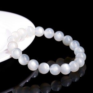 Bracelet en pierre de lune blanche naturelle, perles rondes modernes et durables pour femmes, méditation spirituelle, énergie apaisante, bijoux en cristal, cadeau - Product Image 1
