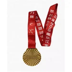 फैक्टरी अनुकूलन डिय कांस्य धातु खेल ट्रॉफी पदक निर्माता स्वर्ण चांदी धातु पट्टिका कस्टम लोगो पुरस्कार ट्रॉफी पदक पट्टिका