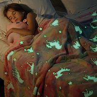 Meilleure vente de couverture de serviette en molleton de flanelle rougeoyante personnalisable motifs d'enfants mignons quatre saisons pour lit ou voyage