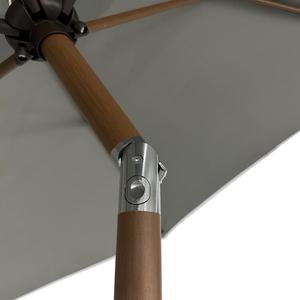 2.7 M Anti-Vent Effet <span class=keywords><strong>Bois</strong></span> Finition Parasol Poteau En Aluminium avec Tuile <span class=keywords><strong>et</strong></span> Manivelle UPF Résistant <span class=keywords><strong>Auvent</strong></span> Gris - Product Image 4