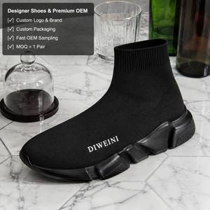 Scarpe di Lusso Firmate per <span class=keywords><strong>Uomo</strong></span> e Donna, Sneakers Triple Sock in Maglia Elasticizzata di Alta Qualità, Completamente Nere, Nuove - Product Image 1