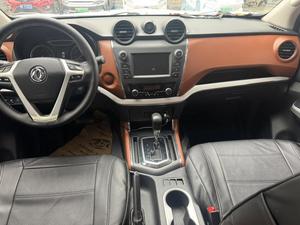 Dongfeng Ruiqi 6 2024 2.4L Manual, Tracción en Dos Ruedas, Gasolina, Estándar de Emisiones 2TZ VI, Cumple con los Estándares Ambientales de China - Product Image 2