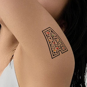 สติ๊กเกอร์แทททูตัวอักษรและตัวเลข ขายส่งจากโรงงาน <span class=keywords><strong>ลาย</strong></span>หรูหรา ติดตัว <span class=keywords><strong>แขน</strong></span> อก แต่งหน้า กันน้ำ สีสันสดใส สำหรับมือ เท้า แทททูปลอมชั่วคราว - Product Image 3