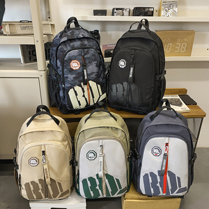 <span class=keywords><strong>Sac</strong></span> à <span class=keywords><strong>dos</strong></span> décontracté inspiré du techwear, à motifs géométriques en relief, avec logo personnalisé OEM/ODM, fermeture éclair verticale et emblème hexagonal, pour usage quotidien - Product Image 3