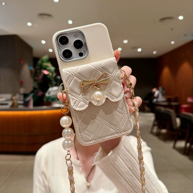 Light Luxury Leather Texture Compatible Phone case Pearl Card Holder for 15 16 Pro Max Fashion Cross-body Strap with Chain Link