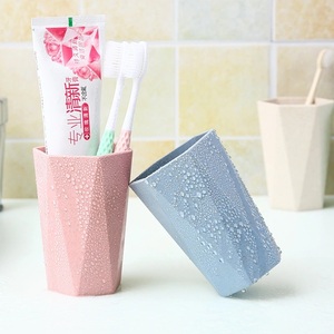 Fabrication professionnelle de gobelets en plastique de paille de blé réutilisables, écologiques et bon marché - Product Image 2