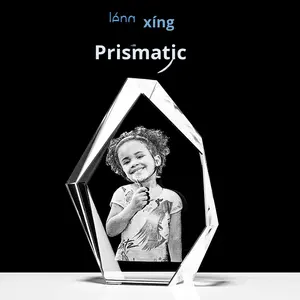 <span class=keywords><strong>Portrait</strong></span> d'animal de compagnie personnalisé <span class=keywords><strong>chat</strong></span> chien impression photo 3D gravure laser sur cristal souvenir de la saint-valentin autre produit d'artisanat en cristal - Product Image 3