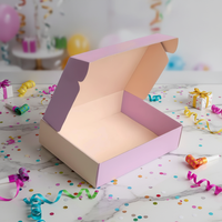Boîtes d'expédition pour vêtements en carton ondulé biodégradable et recyclé, avec logo de marque personnalisé en relief, couleur rose, emballage pour envoi postal