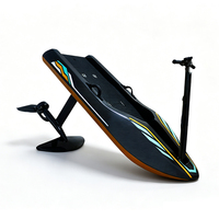 Vente en gros TAME BILLOW YH-EF06 Planche de surf électrique en fibre de carbone 8000W avec commande au guidon, batterie lithium 48V 50Ah, autonomie 120 minutes