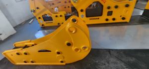 New 11-16 Ton Side Type <b>Hydraulic</b> Breaker with Engine & <b>Motor</b> for Excavators & Backhoe Loaders 1 Year Warranty - Product Image 3