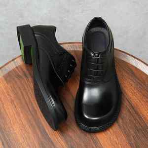 Dernier modèle de chaussures pour hommes en cuir, bout rond, faites à la main, imperméables, pour occasions formelles, mariage, automne - Product Image 3