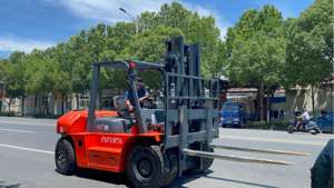 HELI Used 8Ton Diesel <b>Internal</b> <b>Combustion</b> <b>Forklift</b> Including Pump Engine Gear Bearing - Product Image 2