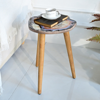 Mesa Auxiliar Pequeña de Madera Maciza de Estilo Vintage INNOVA, Mesa de Centro Única de Tres Patas para Sala de Estar