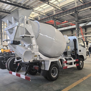 New Style 4 Kubikmeter Selbst laden der Betonmischer LKW 4 Kubikmeter Betonmischer LKW Tragbarer Beton-Transit mischer - Product Image 2
