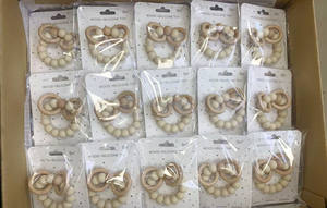 Gran oferta, recuerdo de bebé, <span class=keywords><strong>nombre</strong></span> personalizado, cuentas de silicona sin BPA, muñeco de madera de haya Natural, soporte para <span class=keywords><strong>chupete</strong></span> de bebé, Clip de <span class=keywords><strong>cadena</strong></span> - Product Image 6