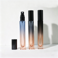 Flacon de parfum rectangulaire de luxe personnalisé 10 ml, mini flacon vide dégradé rechargeable en verre pour échantillon de parfum avec sérigraphie