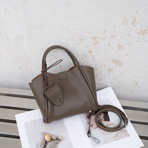 中国在线市场设计师阿里巴巴中国牛皮手提包女式真皮单肩斜挎包晚宴包 - Product Image 6