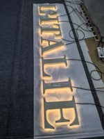 Lettres rétroéclairées en acier inoxydable 304 peintes sur mesure : Panneau de signalisation de haute qualité pour les devantures de magasins