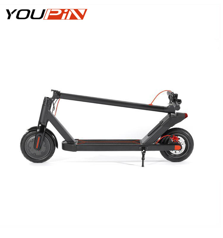 Scooters électriques pliables 8.5 pouces L'UE scooter électrique adulte 2 roues scooter