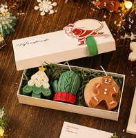 Bougie parfumée de qualité supérieure en forme de bonhomme en pain d'épices de dessin animé, ornement parfumé pour sapin de Noël avec coffret cadeau en forme de cerf