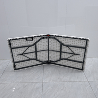 Table à manger pliante moderne en plastique léger et durable de 30 pouces, finition résistante aux UV et imperméable pour entrée, chambre et sous-sol