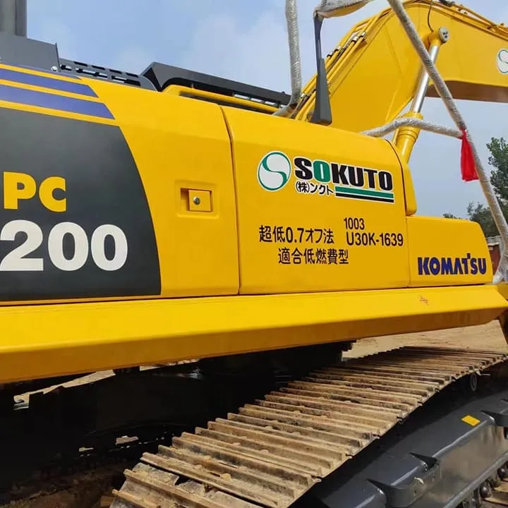 Sıcak satış japonya orijinal 20ton Komatsu PC200LC-8MO ekskavatör PC 90 110 120 130 220 240 300 paletli kullanılmış ekskavatör satılık