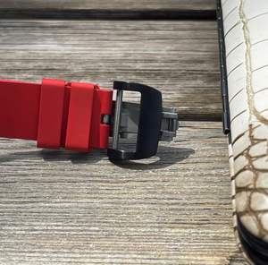 Reloj Deportivo de Hombre con Forma de Barril, Movimiento Mecánico Automático ETA de Alta Calidad, Acabado en Fibra de Carbono con Combinación de Colores Atrevida - Product Image 6